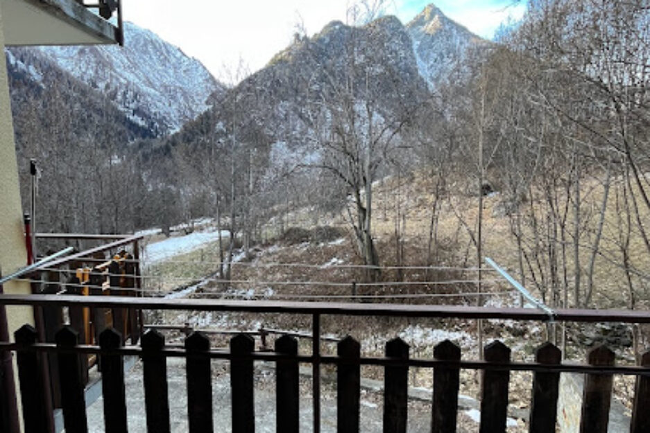 Frazione Mellier Lillaz 1 P1 La Trottola Champorcher