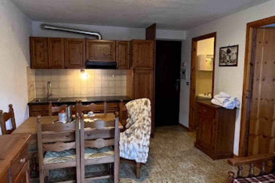 Frazione Mellier Lillaz1 P2 La Trottola Champorcher