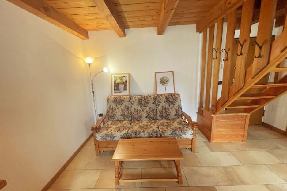 Frazione Mellier Lillaz 2 P3 La Trottola Champorcher