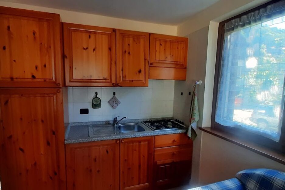 Frazione Mellier Lillaz 2 P6 La Trottola Champorcher