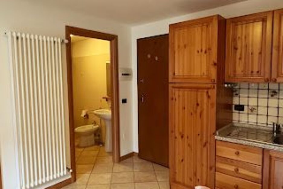 Frazione Mellier Lillaz 2 P9 La Trottola Champorcher