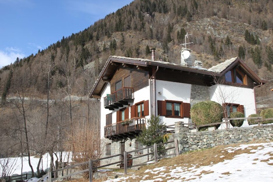 Frazione Loré Benedetta La Trottola Champorcher