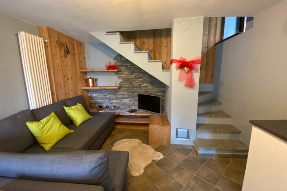 Frazione Gontier Petit Maison CIR 0006 La Trottola Champorcher