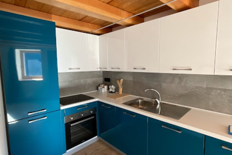 Frazione Petit Rosier Piano Blu La Trottola Champorcher