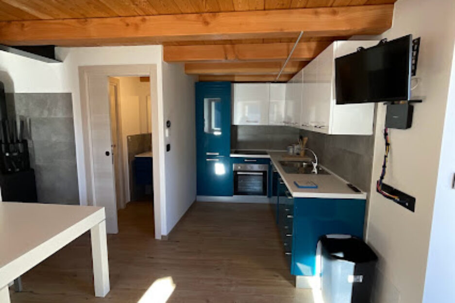 Frazione Petit Rosier Piano Blu La Trottola Champorcher