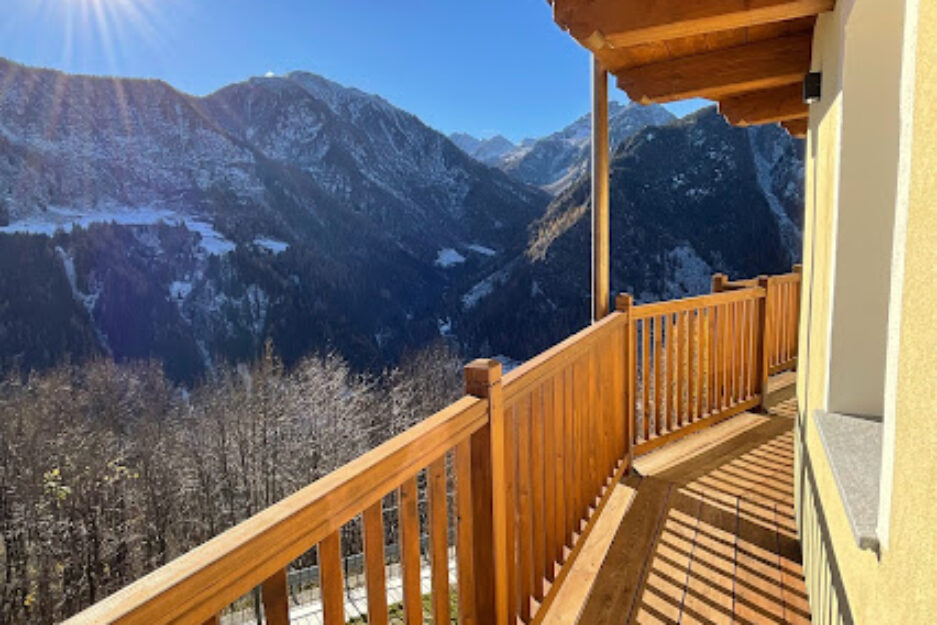 Frazione Petit Rosier Piano Verde La Trottola Champorcher